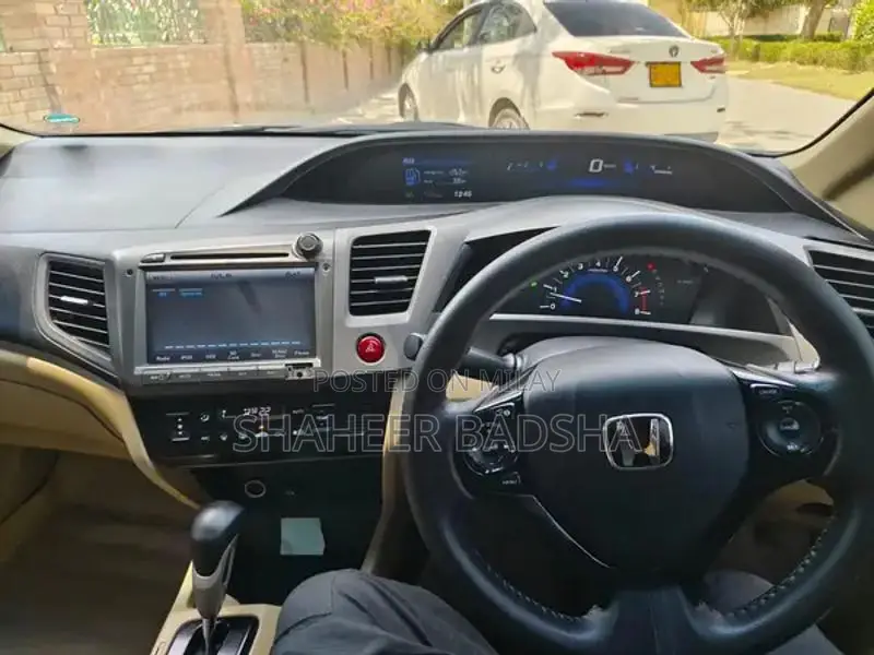 2013 Fender Vehicle with High Mileage and Touch Up