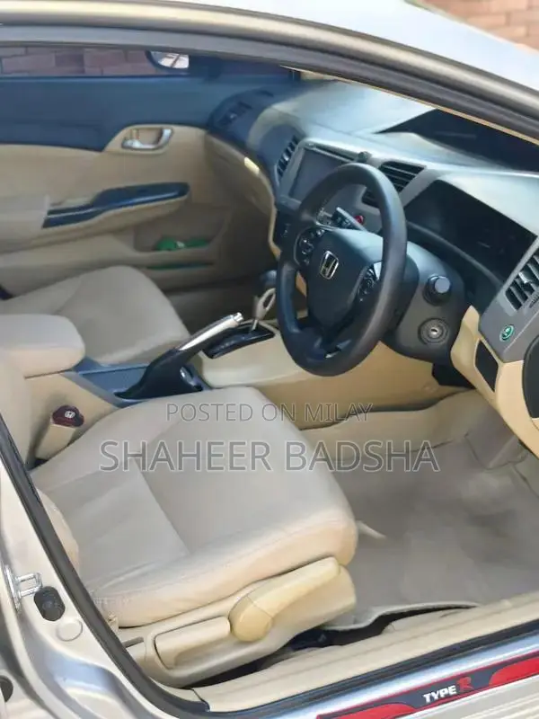 2013 Fender Vehicle with High Mileage and Touch Up