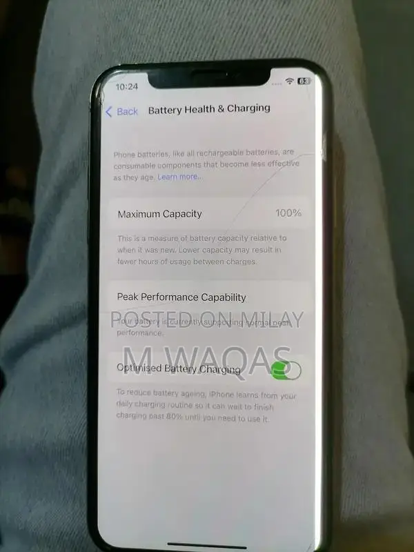 iPhone X 256GB White Smartphone with Screen Issue