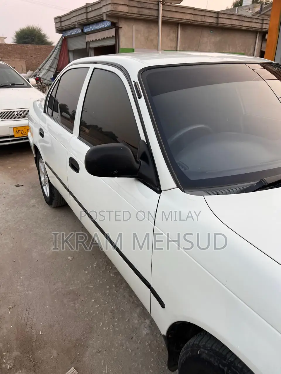 Toyota Corolla Sedan 1999 White