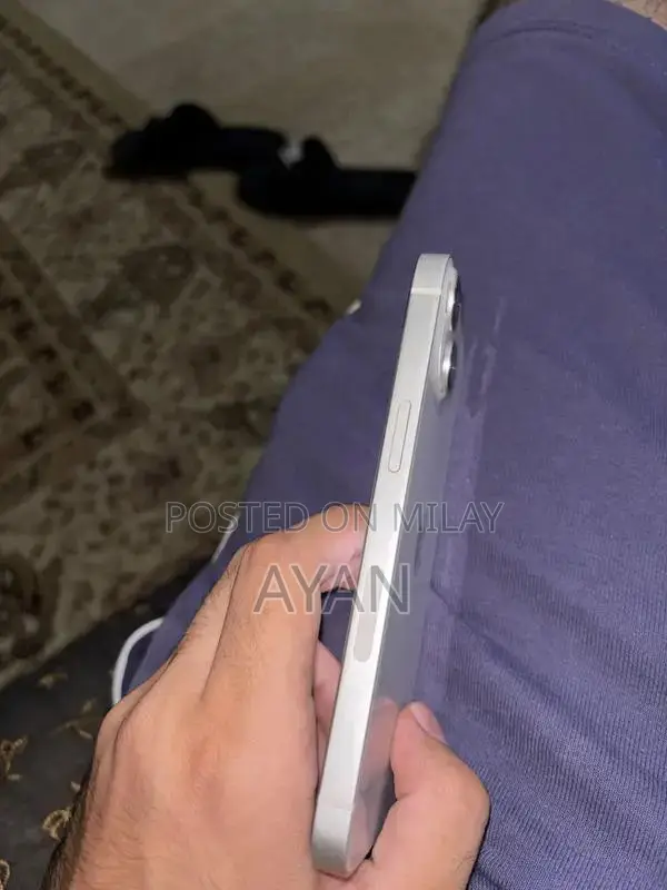 Apple iPhone 13 128GB Unlocked Smartphone