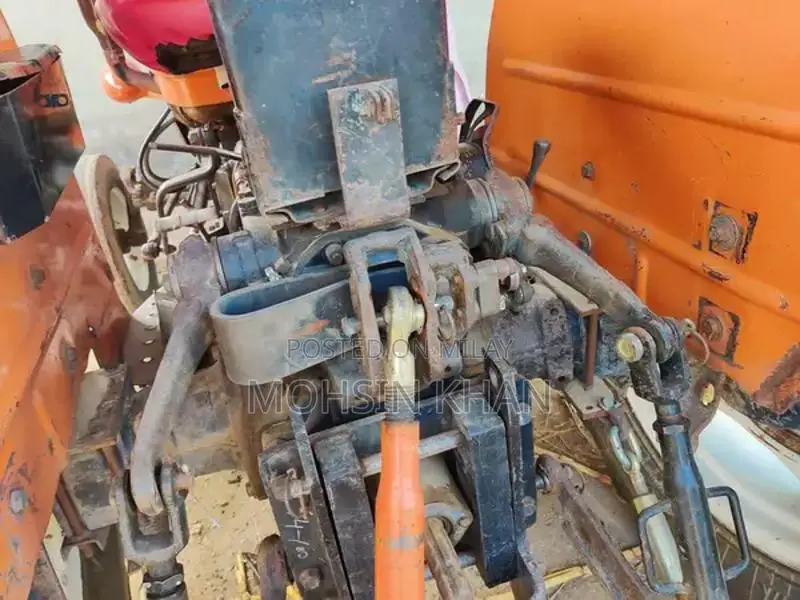 2007 New Holland Tractor - 65 HP Agricultural Machinery