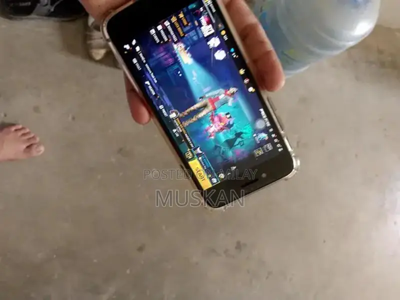 High Storage Smartphone with Enhanced Memory Capabilities