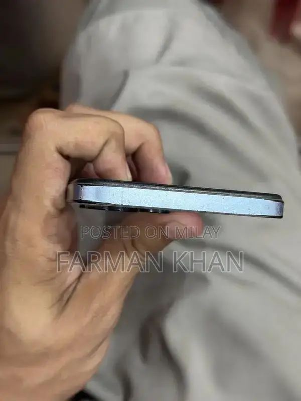 Infinix Hot30i Smartphone 4GB RAM 128GB Storage