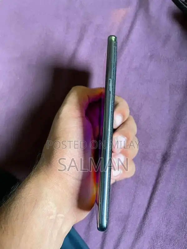 High-Performance Smartphone for Gaming and Multimedia