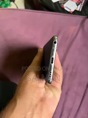 High-Performance Smartphone for Gaming and Multimedia