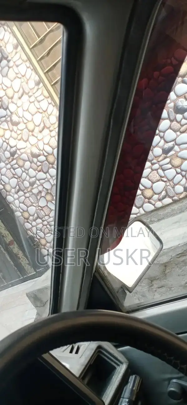 Reliable AC Ka Saman Car with Excellent Mechanical Condition