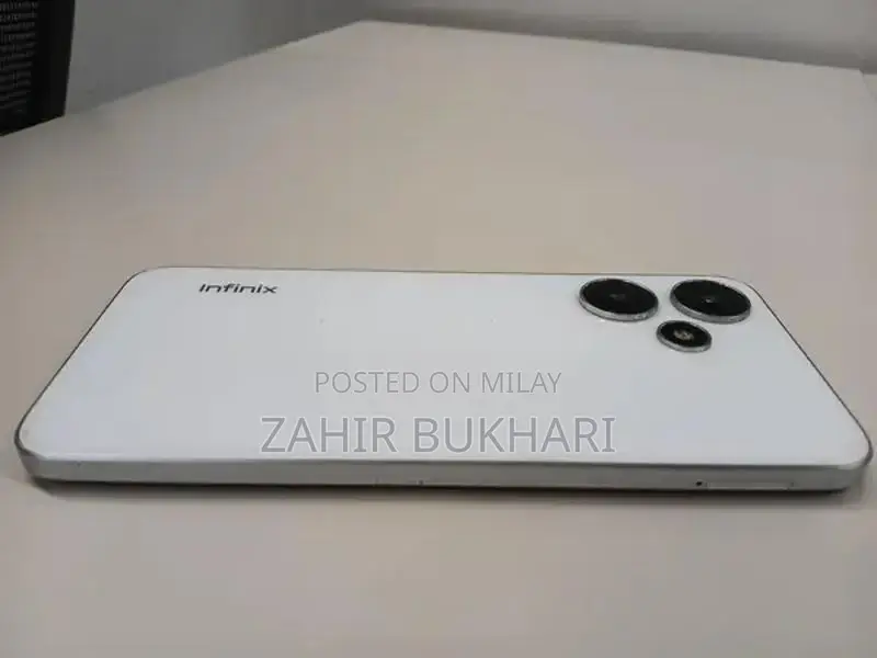 Infinix Hot 30play Smartphone with Accessories