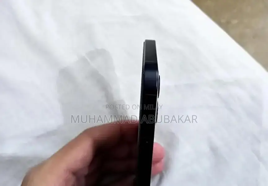 Apple iPhone 12 64GB Pristine Condition Smartphone