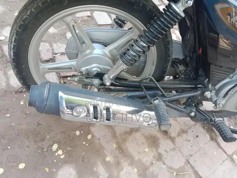 Suzuki GD 110 Motorcycle - Reliable Two-Wheeler for Urban Riding