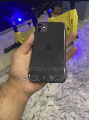 Apple iPhone 11 64GB Pristine Condition Unlocked