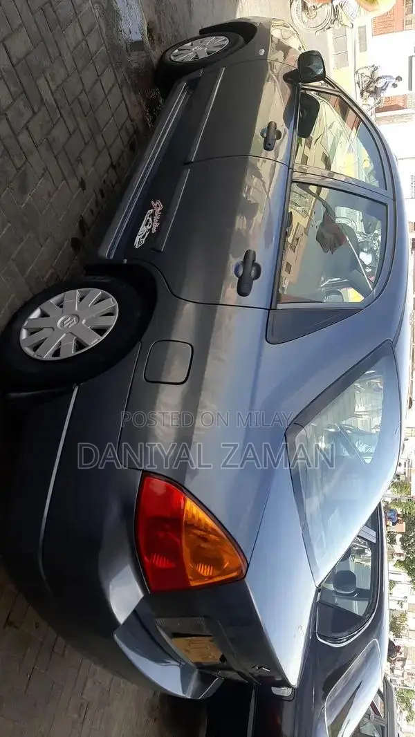 2006 Liana Sedan: Well-Maintained Reliable Vehicle