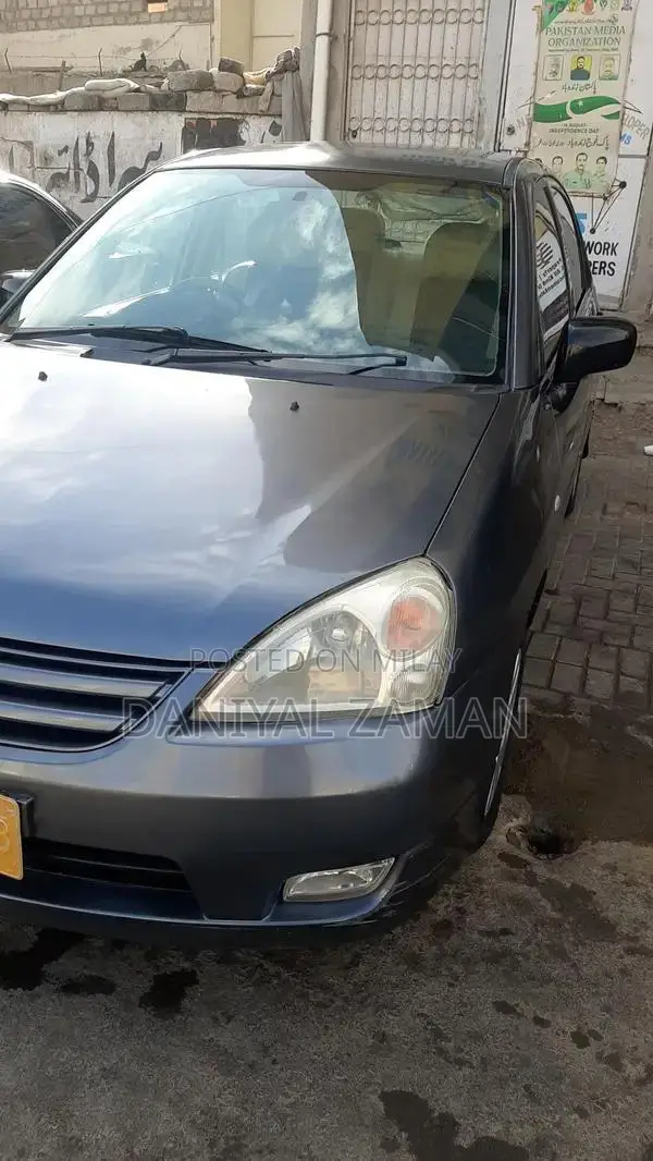 2006 Liana Sedan: Well-Maintained Reliable Vehicle