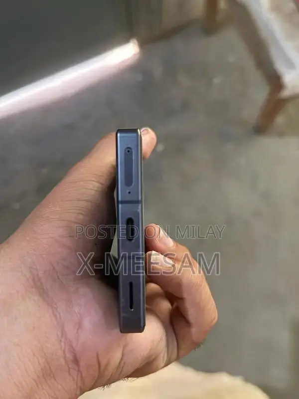 High-Performance Gaming Smartphone with Fast Charging