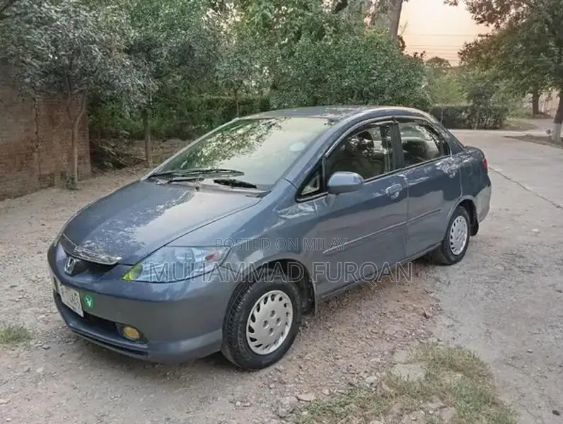 Honda City Sedan - Reliable Compact Car with Manual Transmission