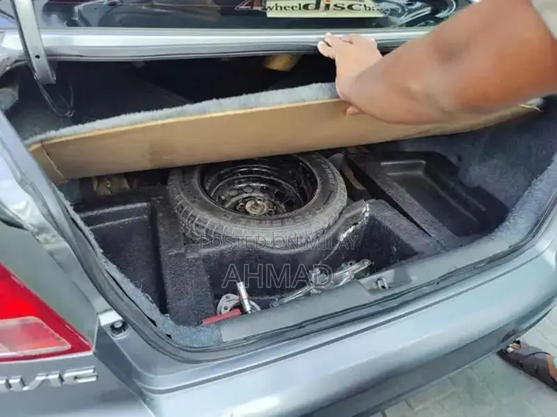 2005 Honda Civic EXi - Near Mint Condition Sedan