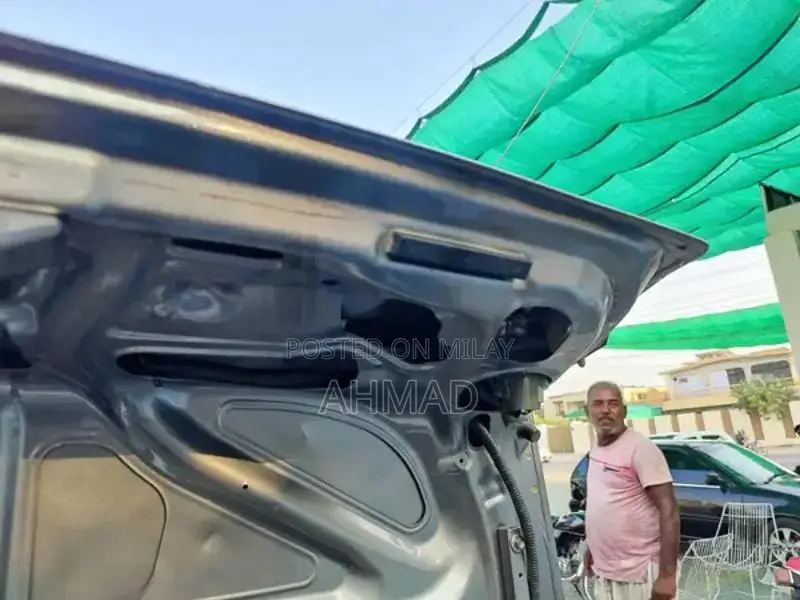 2005 Honda Civic EXi - Near Mint Condition Sedan