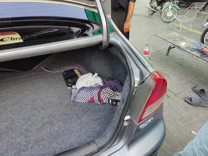 2005 Honda Civic EXi - Near Mint Condition Sedan