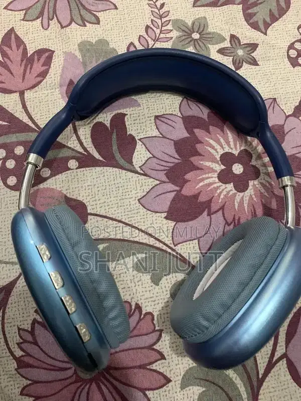 P9 Wireless Over-Ear Headphones with Advanced Features