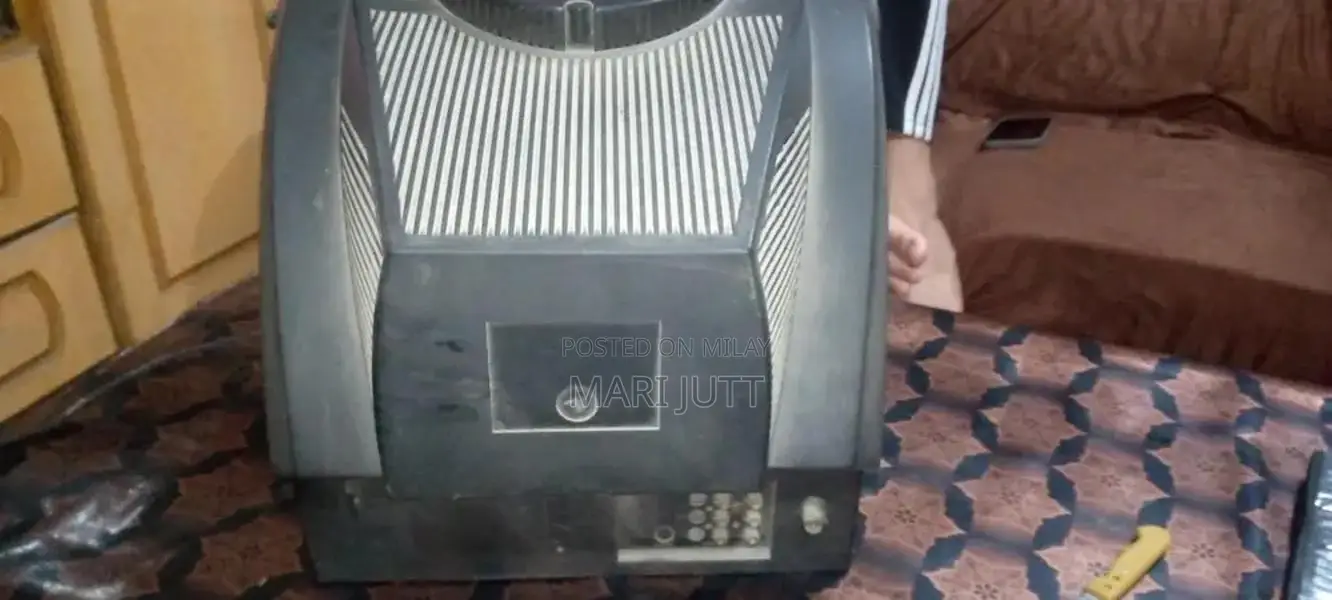 Panasonic 14-Inch Television with Functional Body