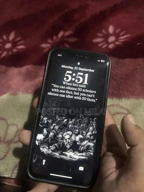 Apple iPhone XS 64GB Dual SIM Smartphone with Truetone