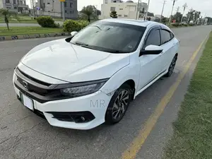 Honda Civic VTi Oriel Prosmatec Sedan - Premium Compact Car