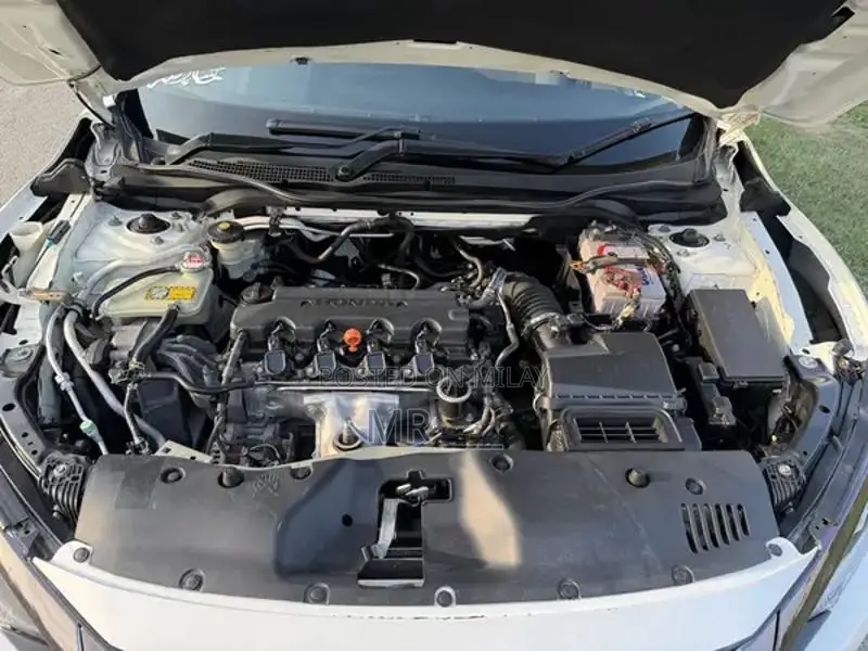 Honda Civic VTi Oriel Prosmatec Sedan - Premium Compact Car