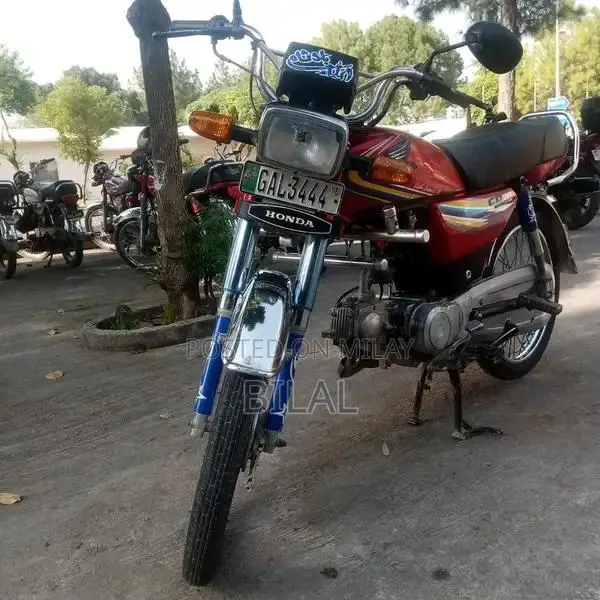 Honda CD 70 2015