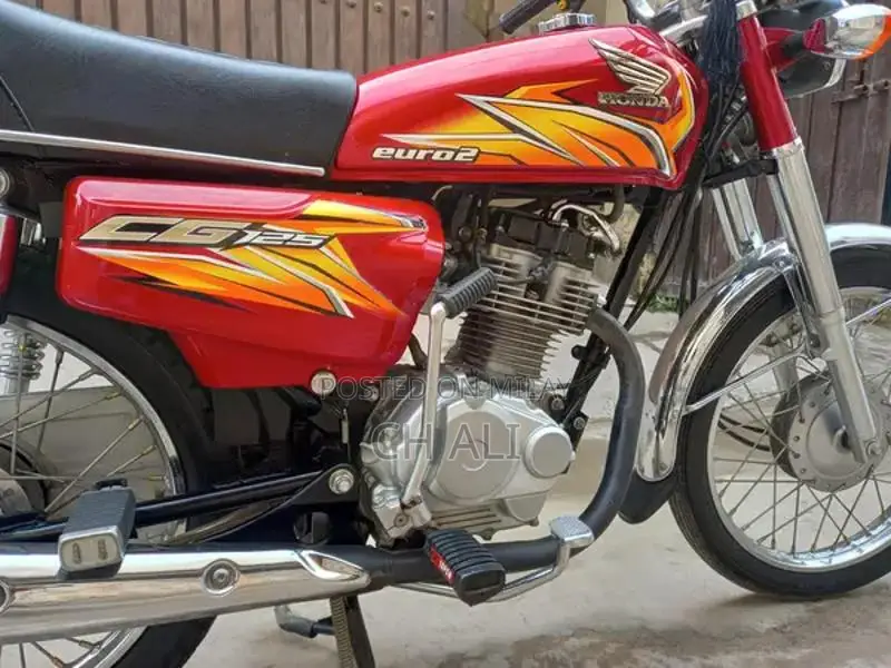 Honda 125 Motorcycle in Excellent Condition