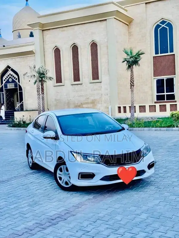 Honda City 2019 Sedan with Minor Body Damage
