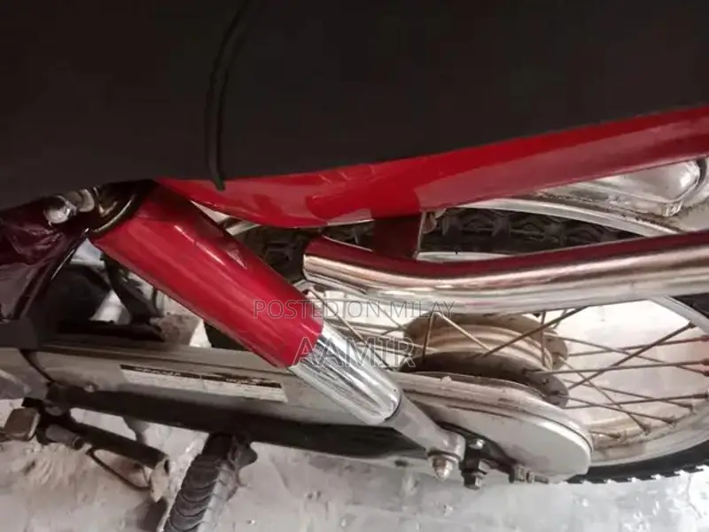 Honda CD 70 Motorcycle - Red 2019 Model