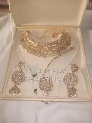 Ethnic Indian Jewelry Set - Traditional Accessories