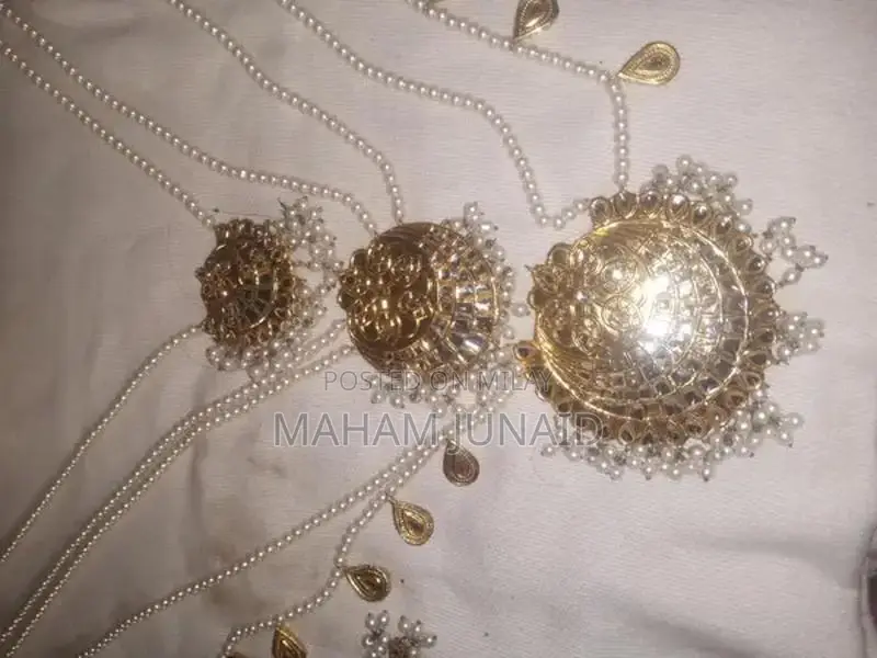 Ethnic Indian Jewelry Set - Traditional Accessories