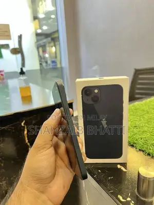 Apple iPhone 13 128GB Excellent Condition with Original Box