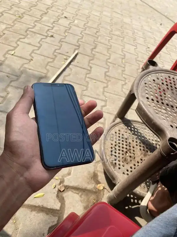 Factory Unlocked iPhone X 64GB Smartphone with Panel Replacement