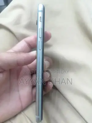 iPhone 6s 32GB Smartphone with iOS 15.8