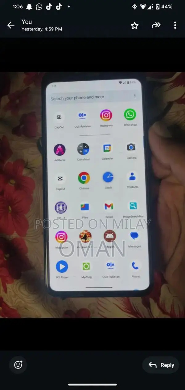 High-Performance Smartphone with OLED Display and 90Hz Refresh Rate