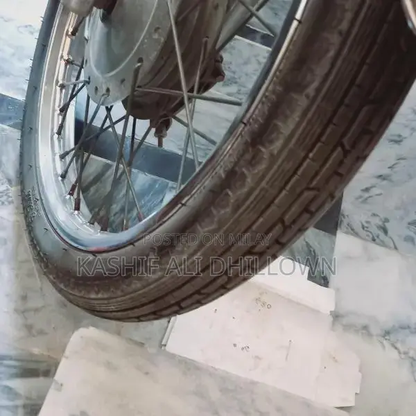 Honda CG 125 Motorcycle 2022 Model Low Mileage