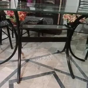 Modern Iron and Glass 6-Seater Dining Table