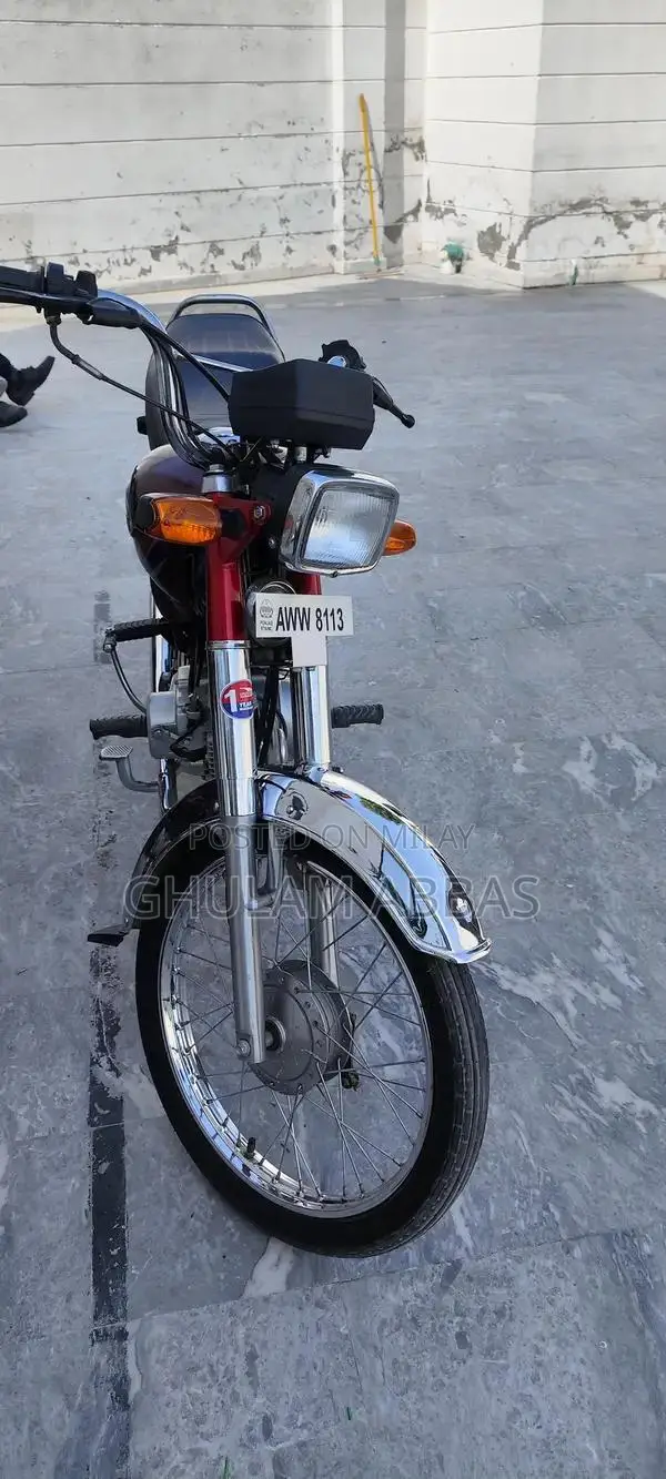 United CD 70 Motorcycle - 2024 Model with New Tyres