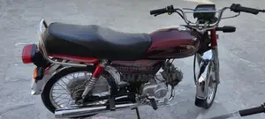 United CD 70 Motorcycle - 2024 Model with New Tyres