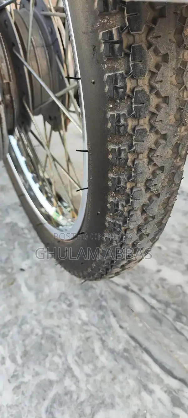 United CD 70 Motorcycle - 2024 Model with New Tyres