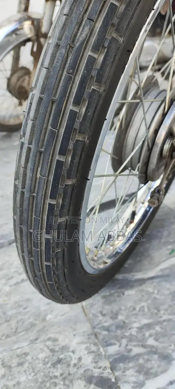 United CD 70 Motorcycle - 2024 Model with New Tyres