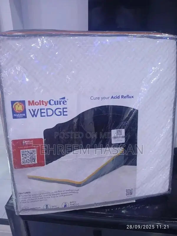 Molty Cure Wedge Pillow for Neck and Shoulder Support