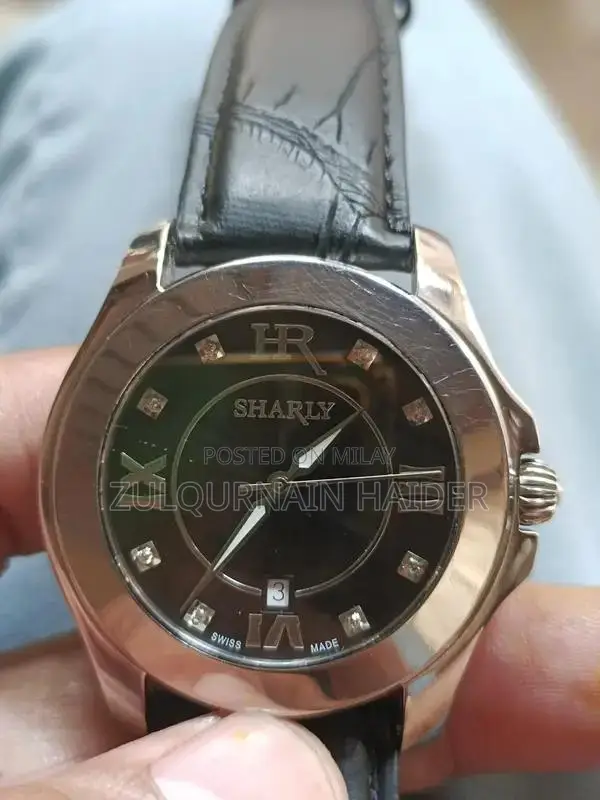 Authentic Swiss Luxury Watches - Precision Timepieces in Excellent Con