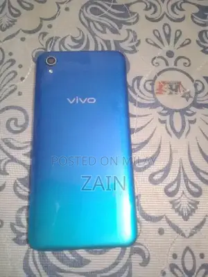 Budget Dual SIM Smartphone with Compact Design