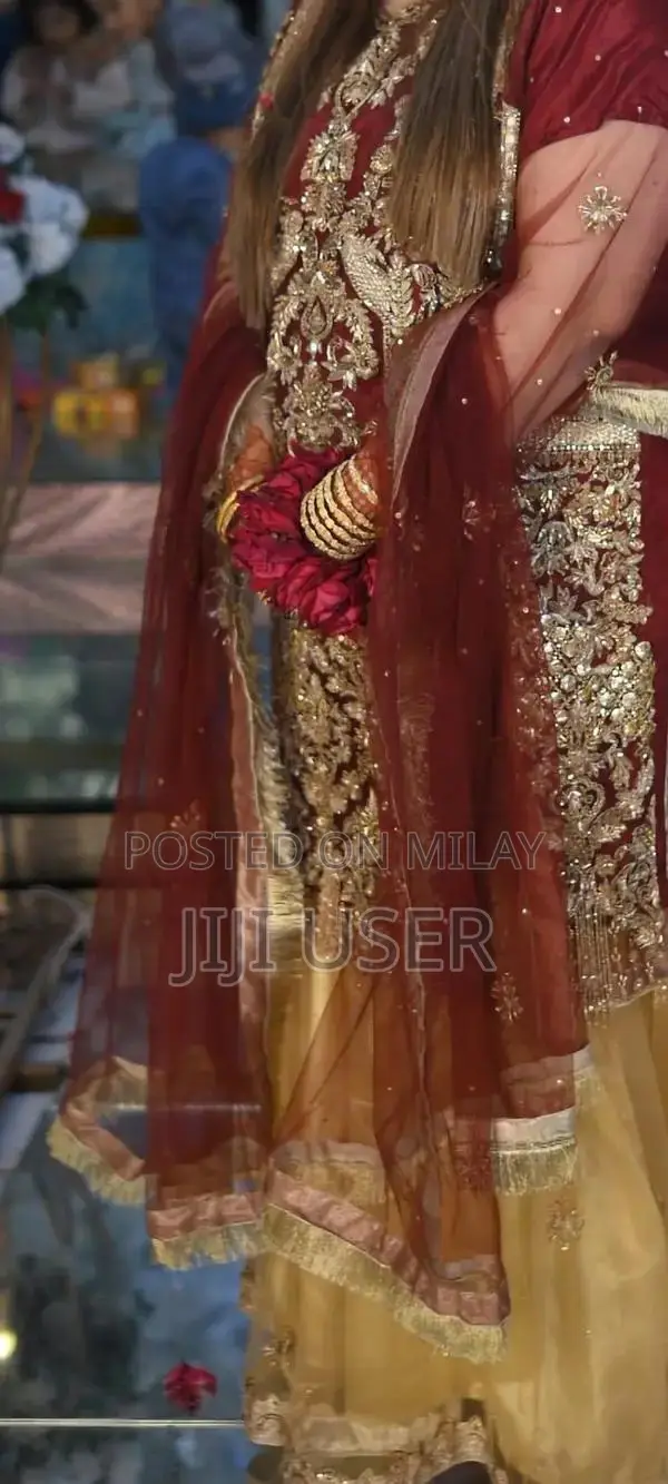 Elegant One-Time Use Dress in Pristine Condition