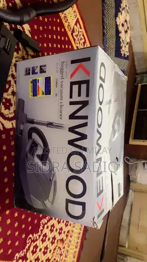 Kenwood Vacuum Cleaner - Excellent Condition with Full Warranty