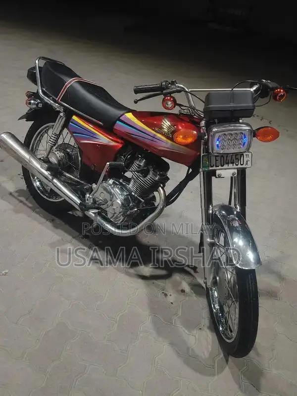 2011 Honda Motorcycle 125cc Urban Commuter