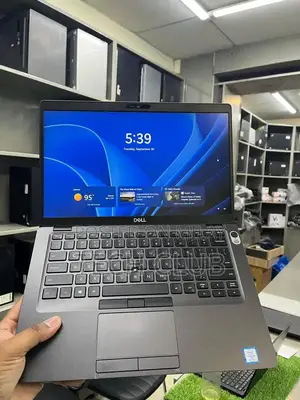 Photo - Dell Latitude 5400 Touchscreen Business Laptop